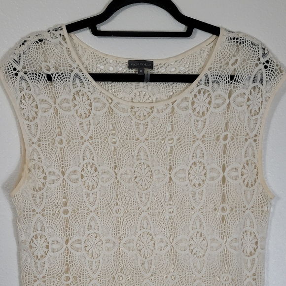 Vince Camuto Lace Crochet Top Size M Ivory White Boho Y2K Sleeveless Open Knit - Picture 2 of 10